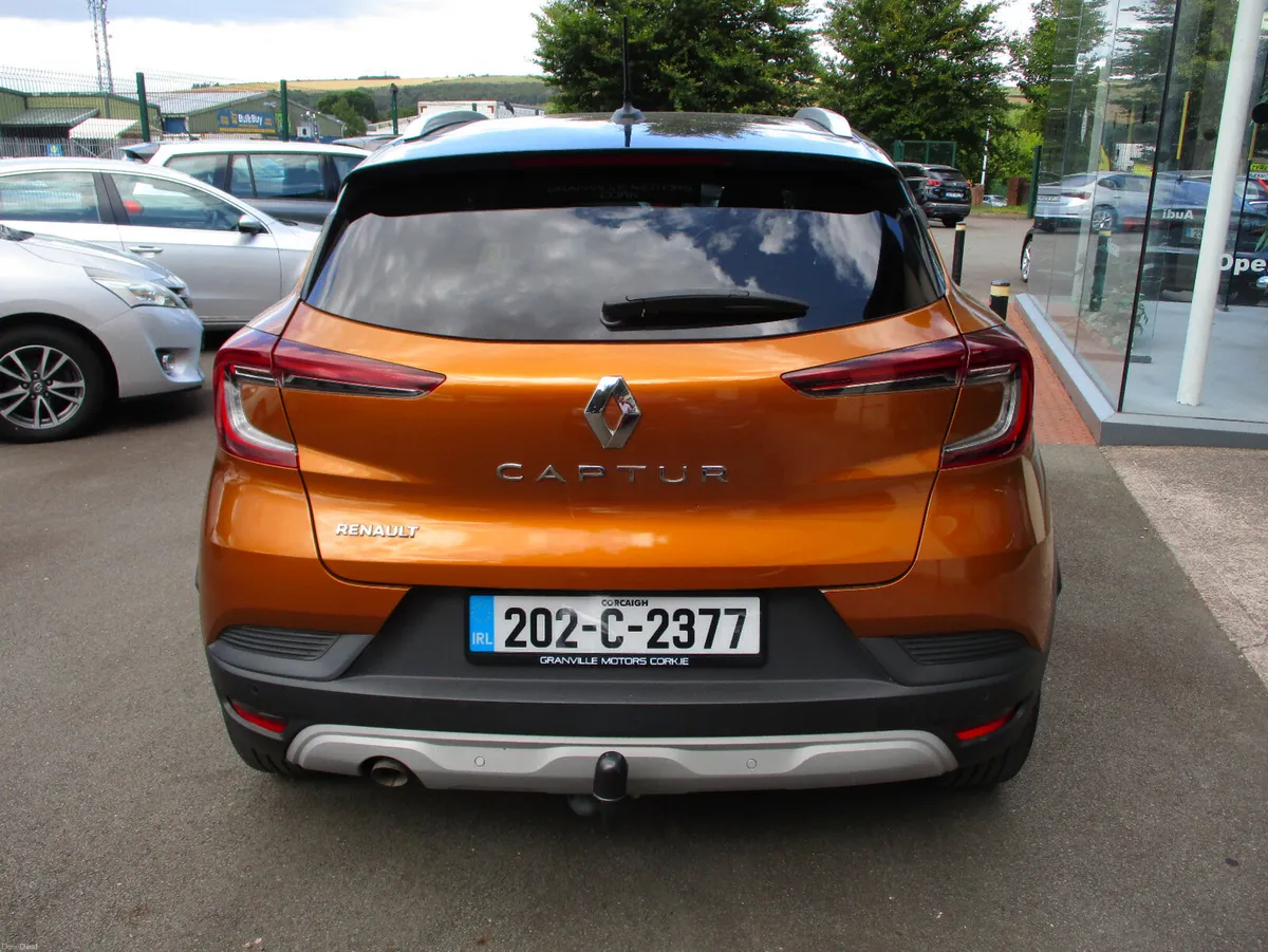 Renault Captur ICONIC AUTO 2020 - Image 6