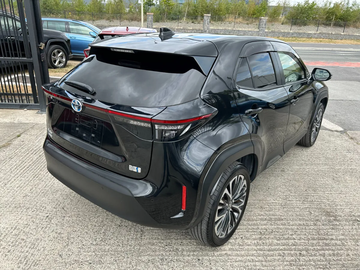 TOYOTA YARIS CROSS, 1.5 HYBRID AUTO LOW KMS - Image 6