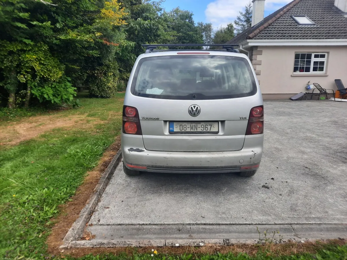 Volkswagen Touran 2008 - Image 4