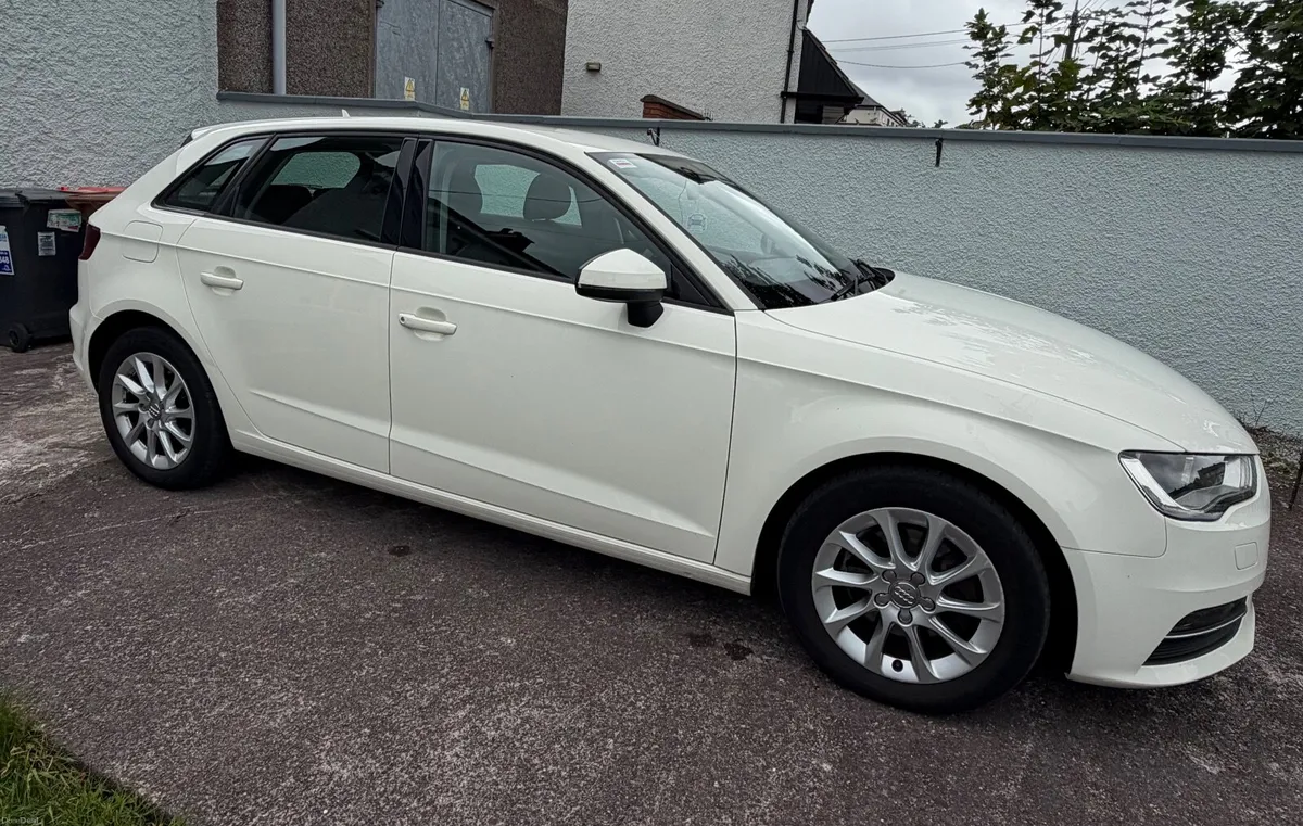 Audi A3 2014 - Image 2