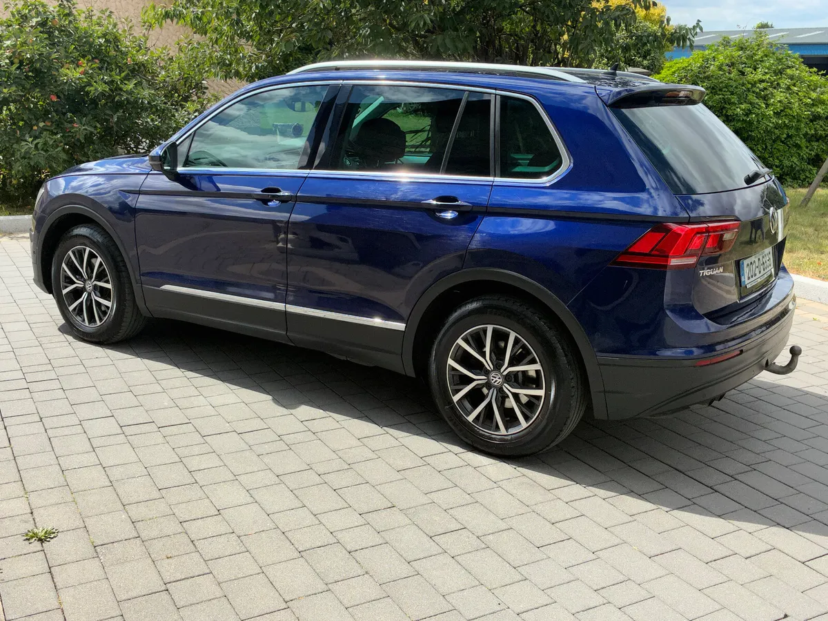 2020 Volkswagen Tiguan *new nct* - Image 4