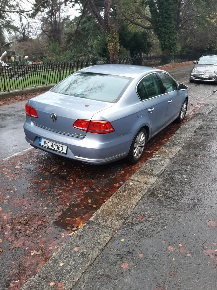 Volkswagen Passat 2011 - Image 1