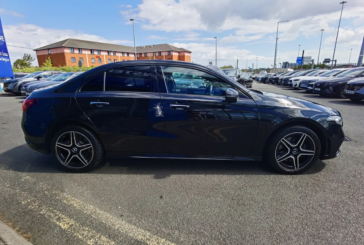 MERCEDES-BENZ A250 E AMG LINE PREMIUM EDITION AUTO - Image 5