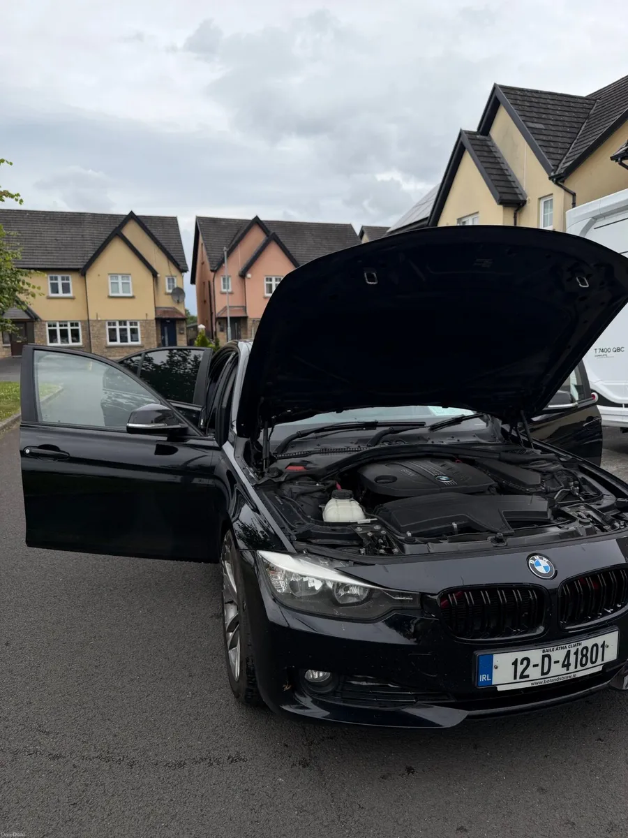 BMW 3-Series 2012 - Image 1