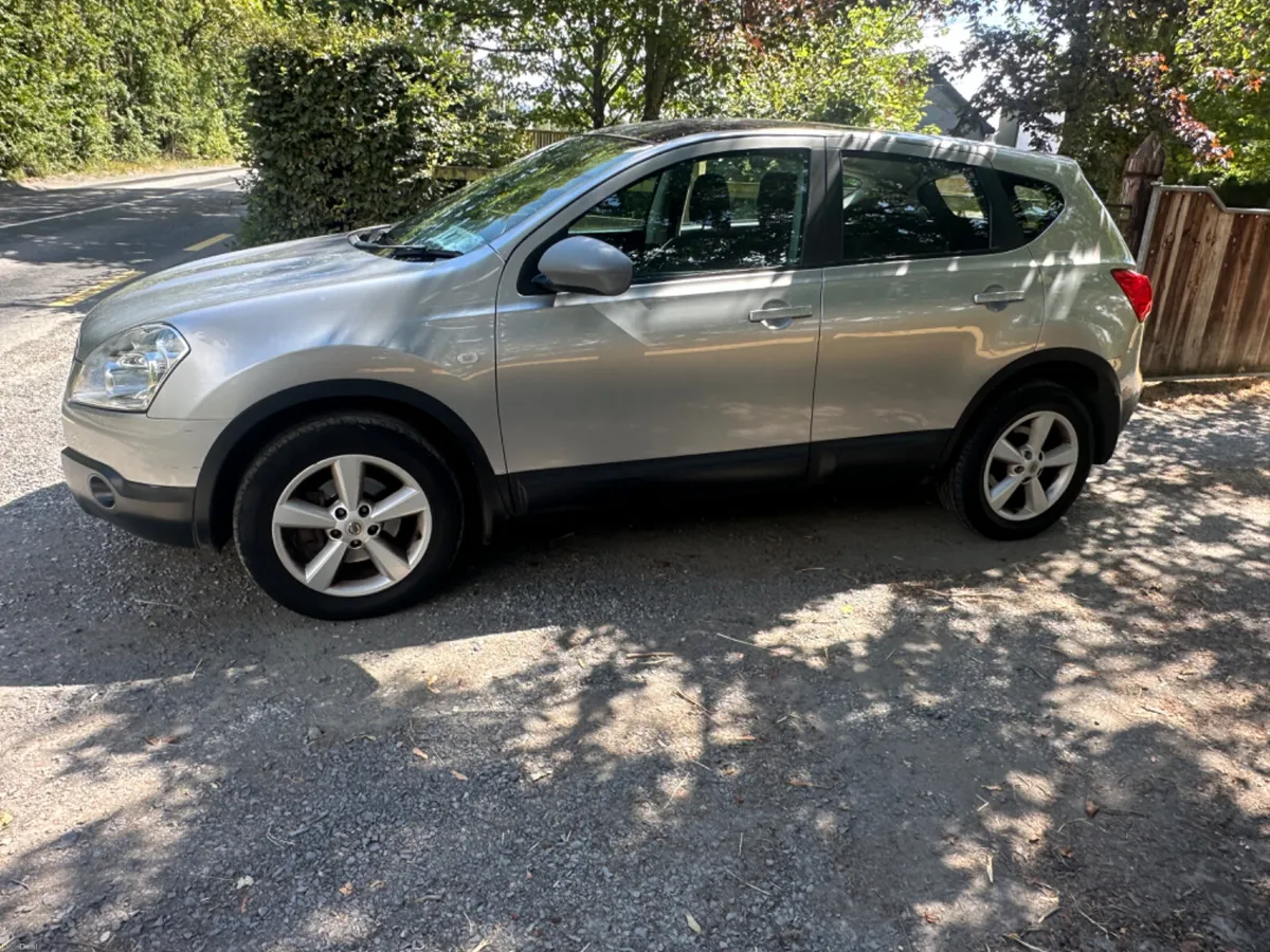 Nissan Qashqai NCT & TAX LOW MILAGE - Image 2