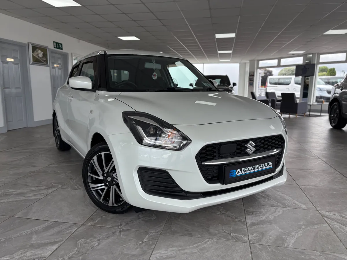 2021 Suzuki Swift SZ5 1.2L Petrol LOW MILAGE - Image 4