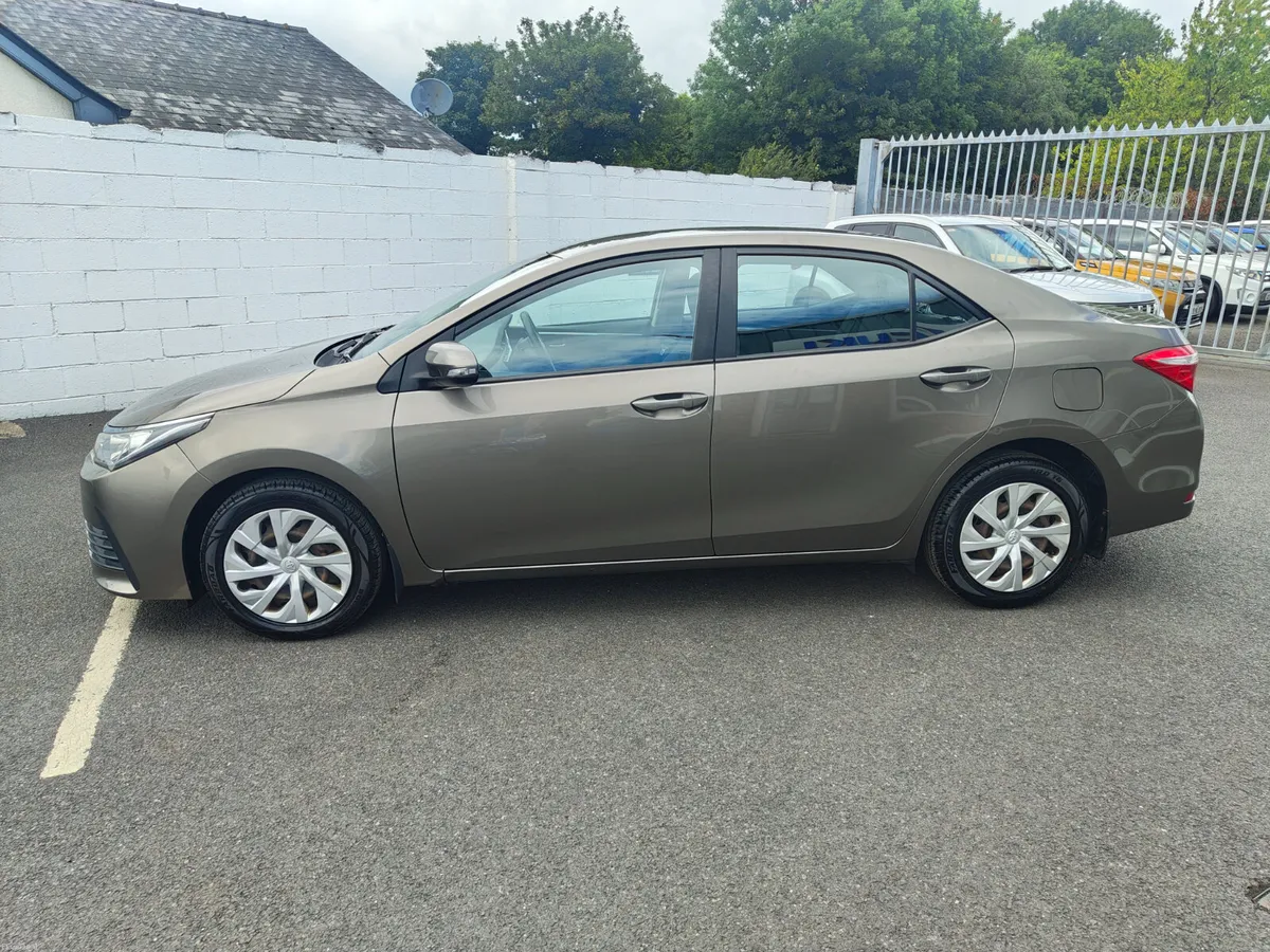 Toyota Corolla D-4D 1.4 Terra - Image 5