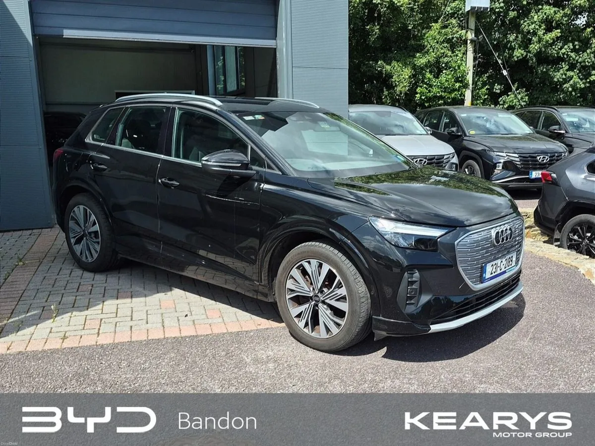 Audi e-tron 55 quattro Sport - Image 1