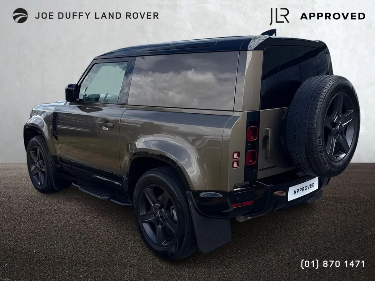 Land Rover Defender 90 3.0D Hard Top X-Dynamic SE - Image 2