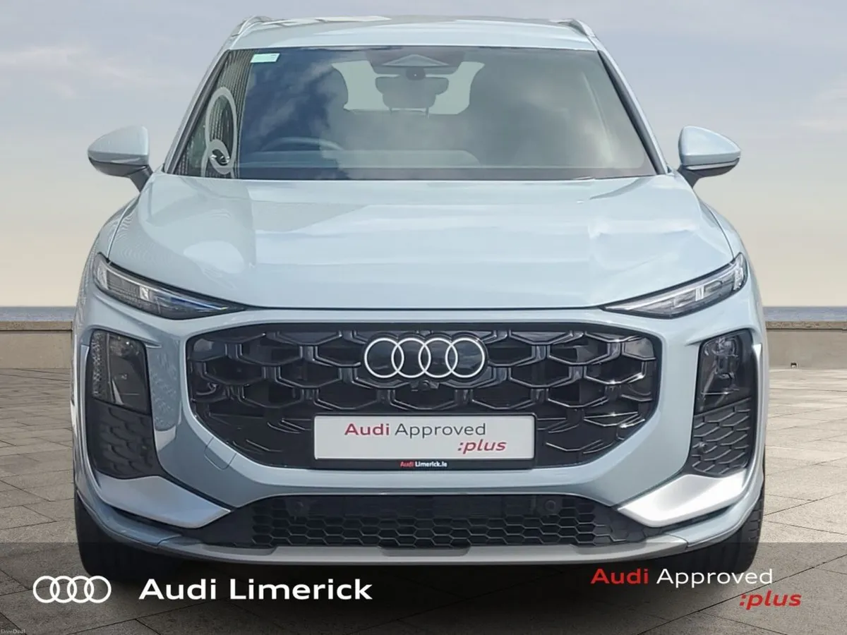 Audi Q3 *SAVE €2897 VS NEW* Q3 E HYBRID S LINE - Image 2
