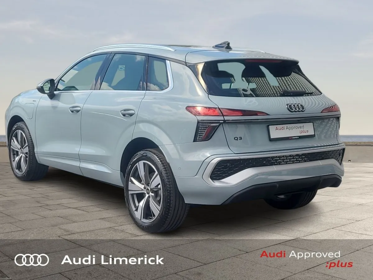 Audi Q3 *SAVE €2897 VS NEW* Q3 E HYBRID S LINE - Image 5