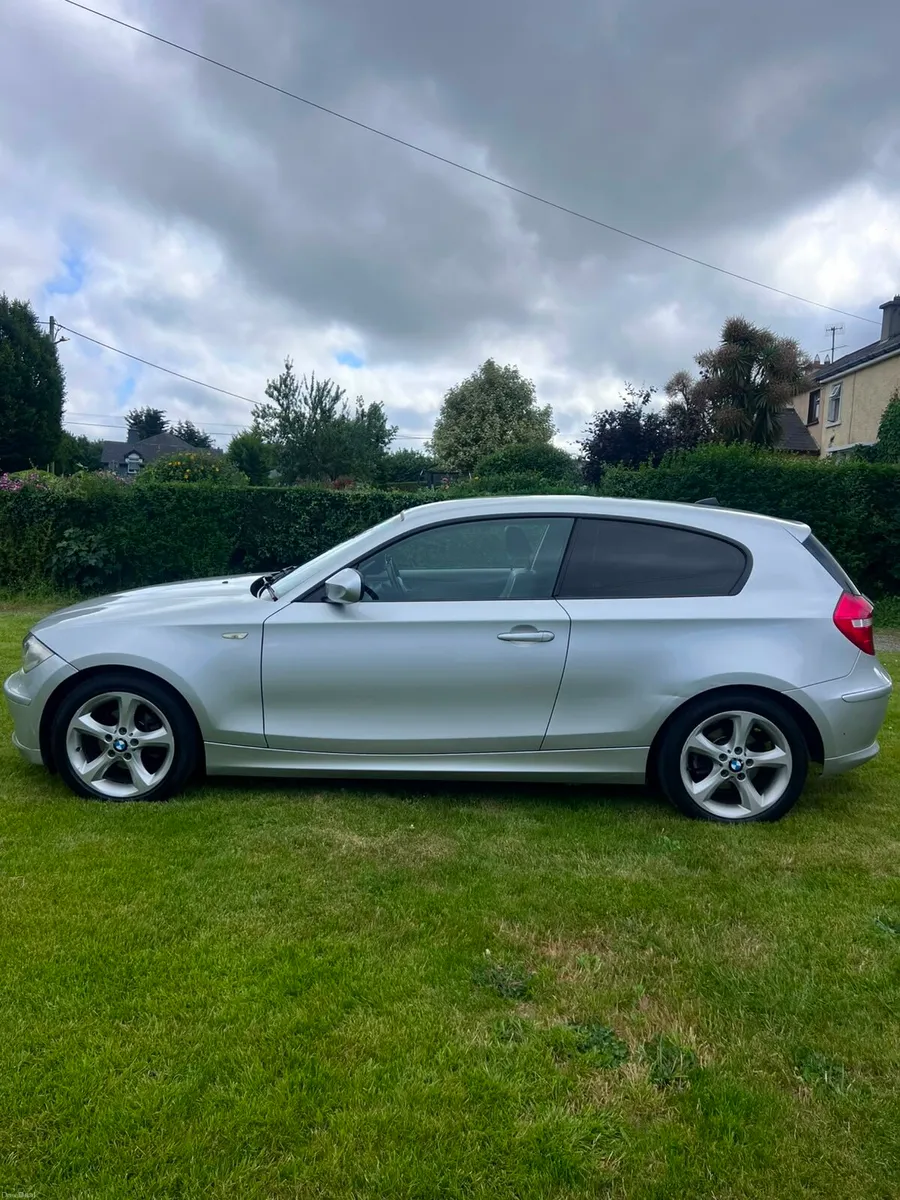 Car - Image 4