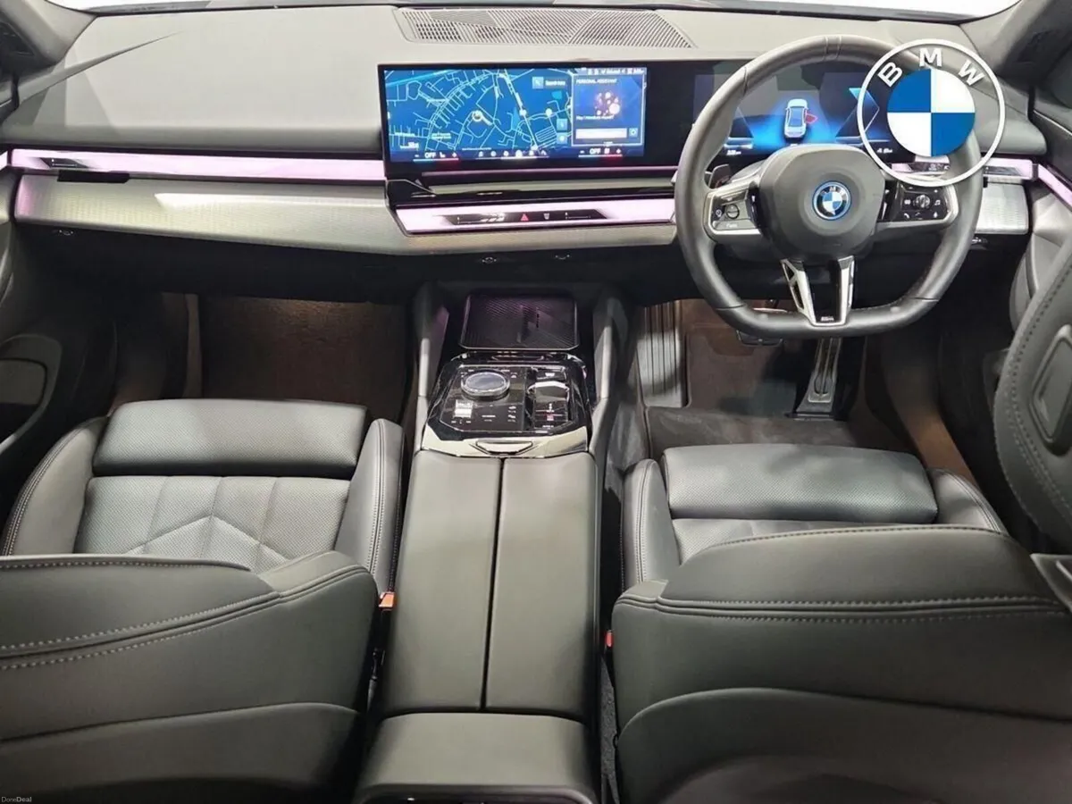 BMW i5 eDrive40 M Sport Saloon - Image 4