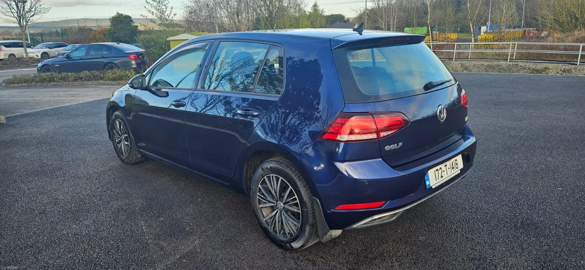 Car - Image 2
