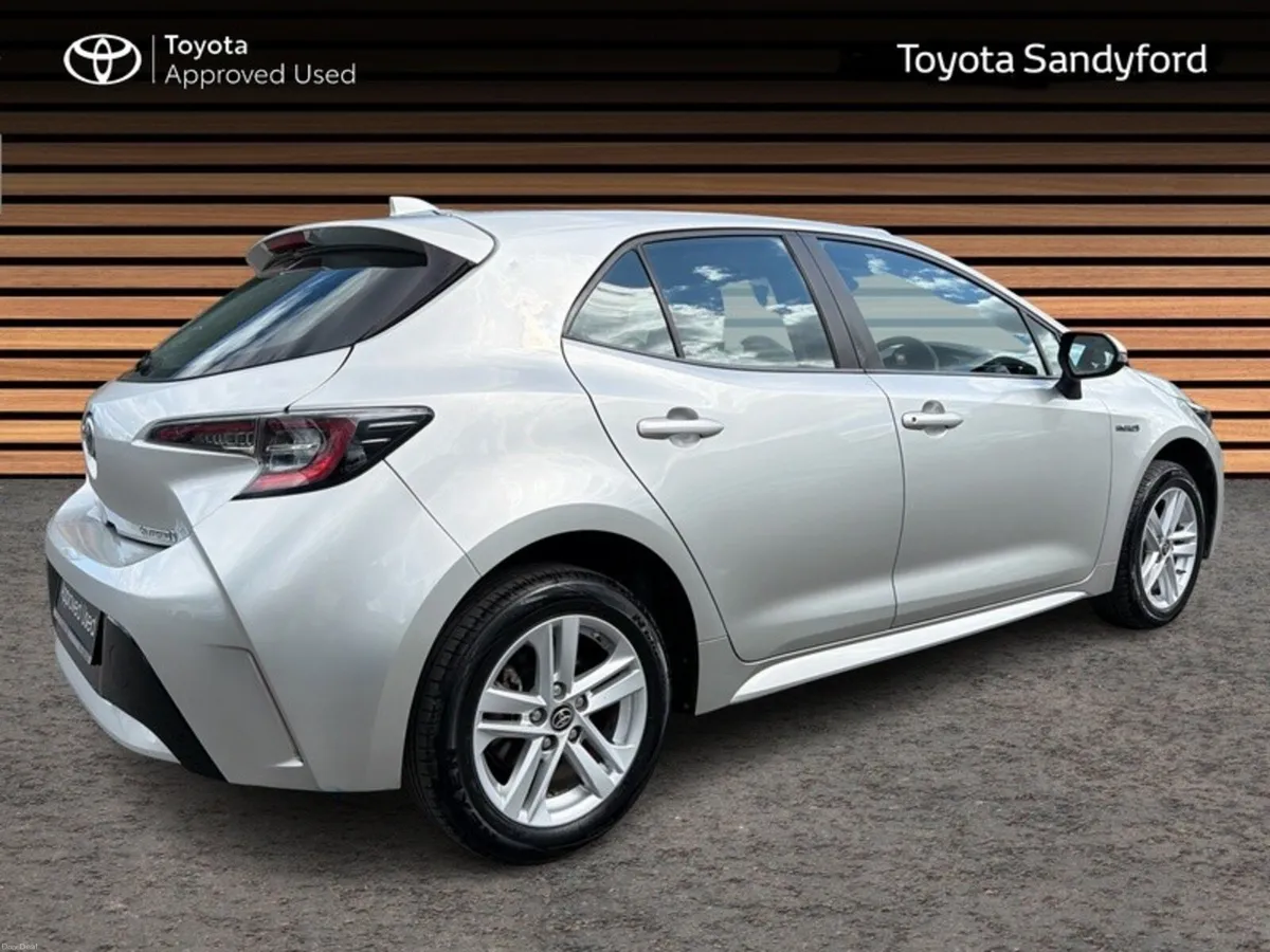 Toyota Corolla HYBRID LUNA HATCHBACK // REAR CAMER - Image 2