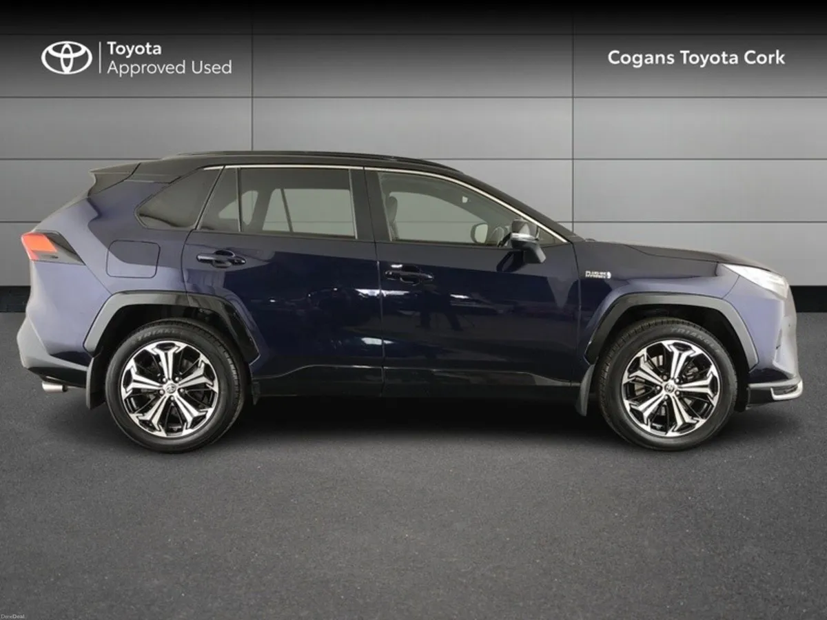 Toyota RAV4 RAV4 PLUG-IN HYBRID SPORT 4DR - Image 3