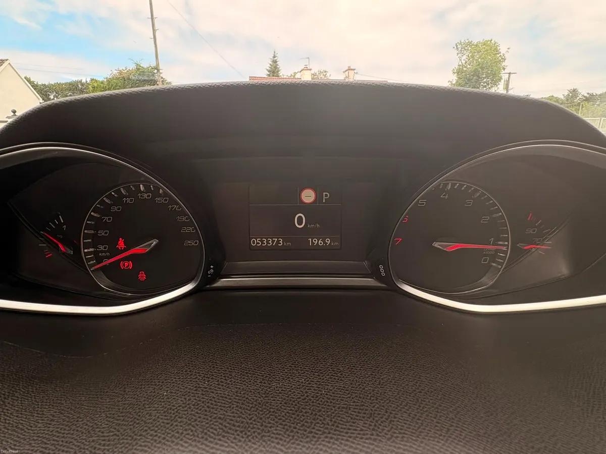 2018 PEUGEOT 308 PETROL AUTOMATIC - Image 2