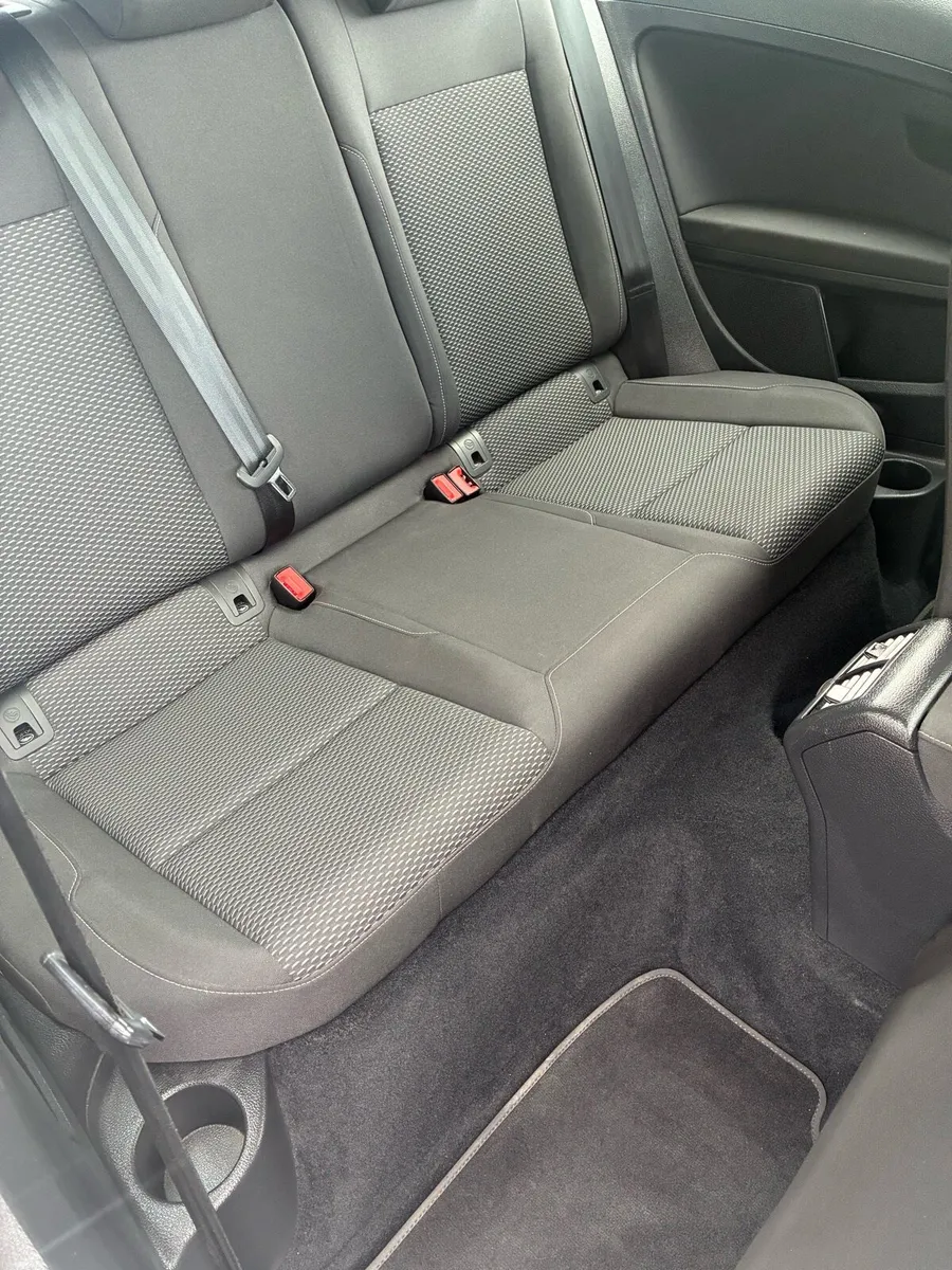 2019 VW Golf Automatic 1.6 Tdi 68000 kms - Image 5