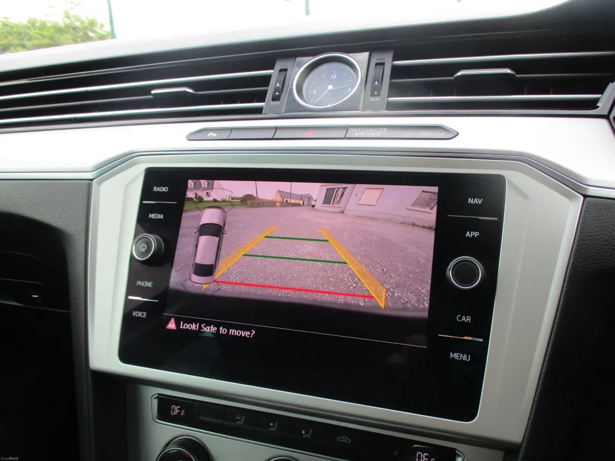Volkswagen Passat 2019 2.0TDI 150BHP COMFORTLINE - Image 3