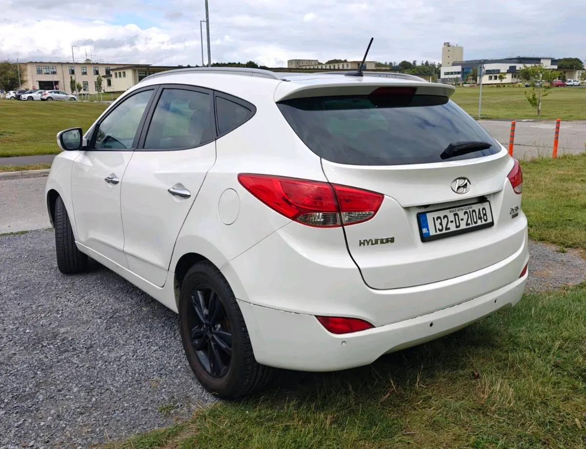 Hyundai ix35 high spec - Image 3