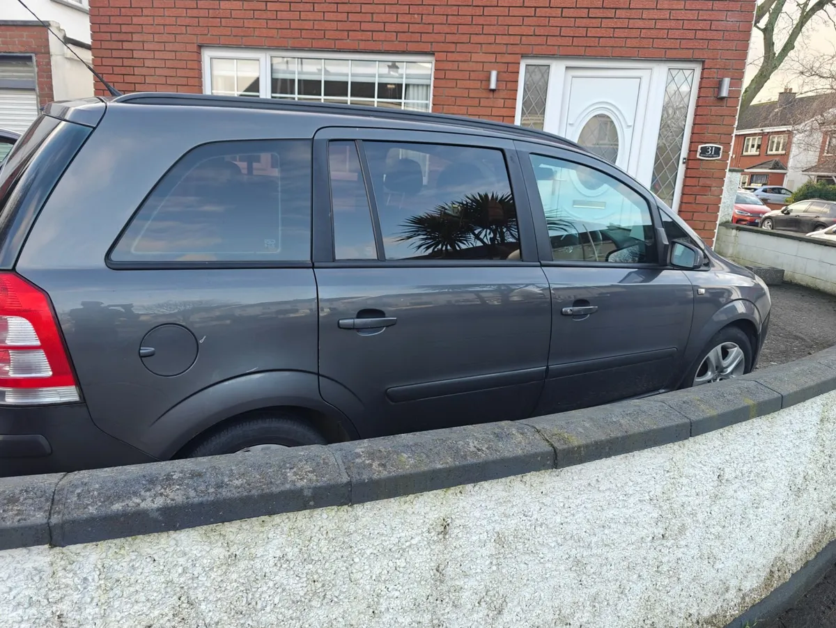 Vauxhall Zafira 2010 - Image 5