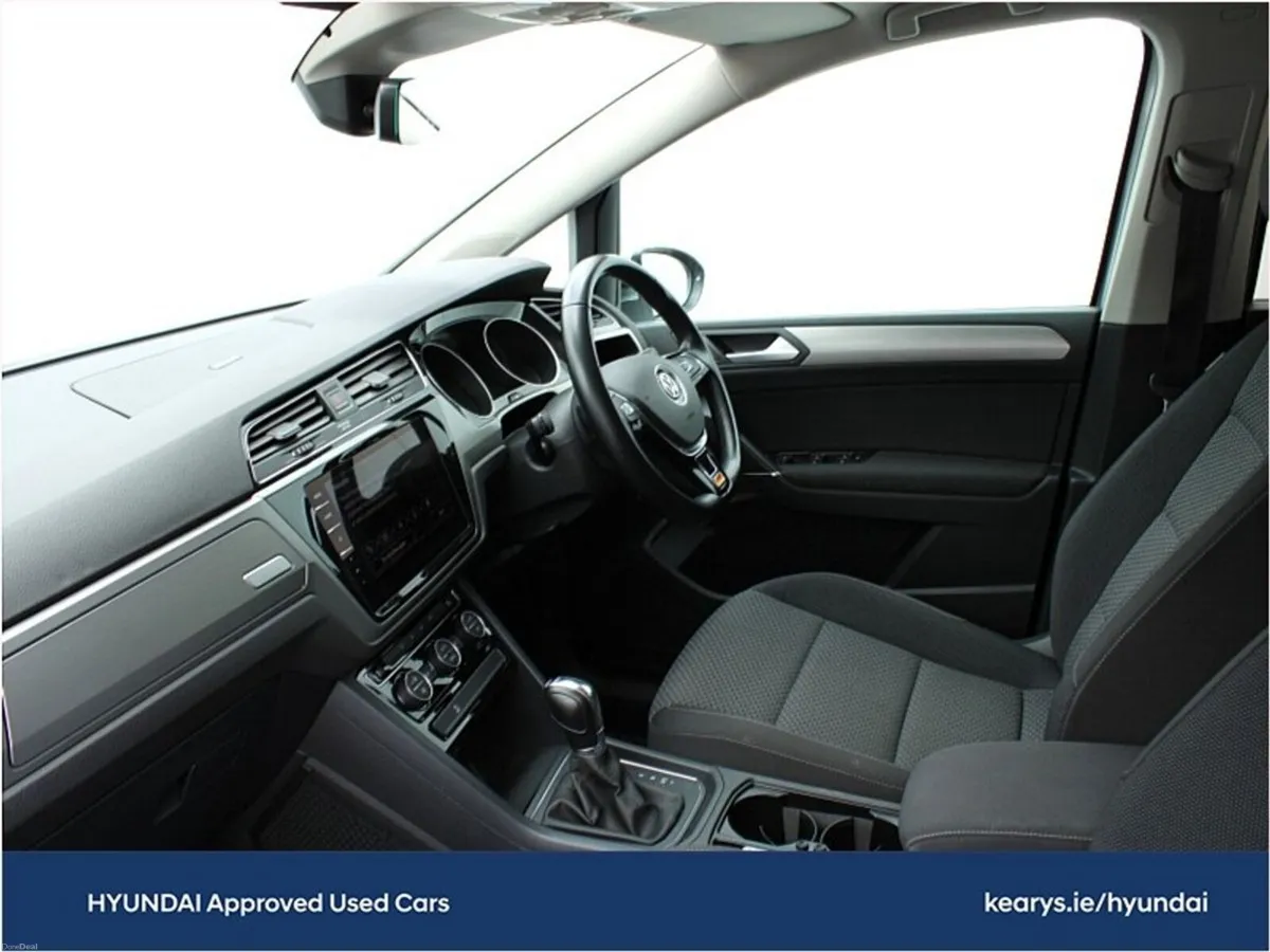 Volkswagen Touran FINANCE ARRANGED - - Image 5