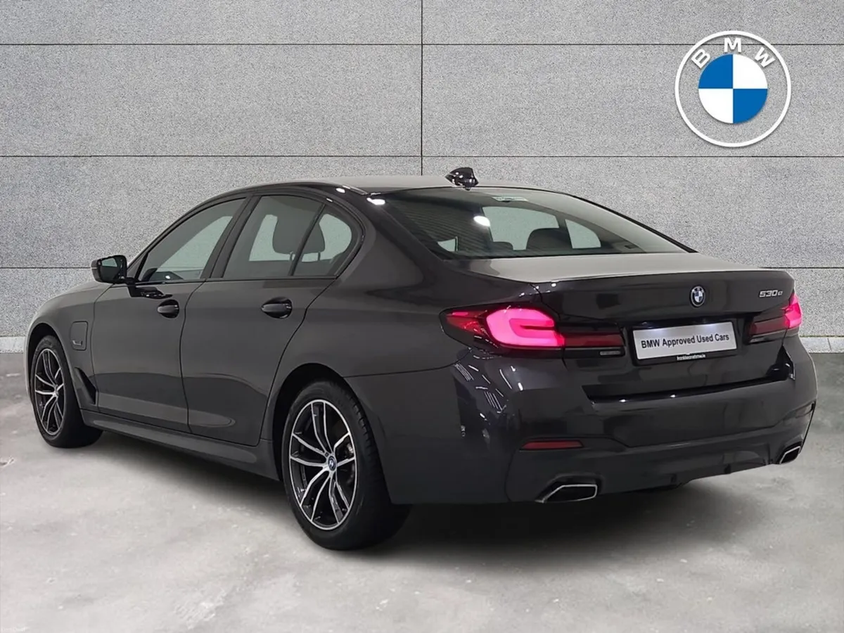 BMW 5-Series 530e M Sport Saloon - Image 2