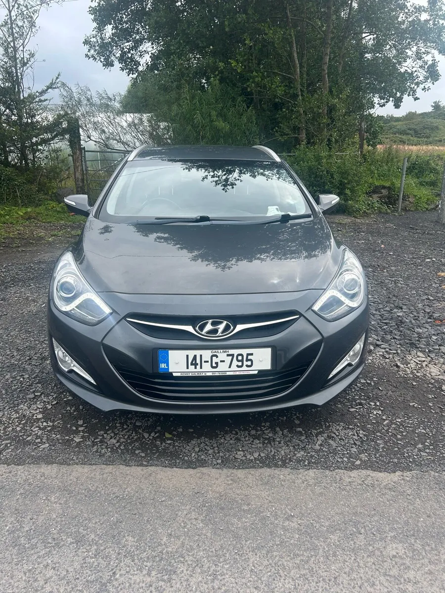 2014 Hyundia 140 NCT 02,27 tax 09,26 - Image 3