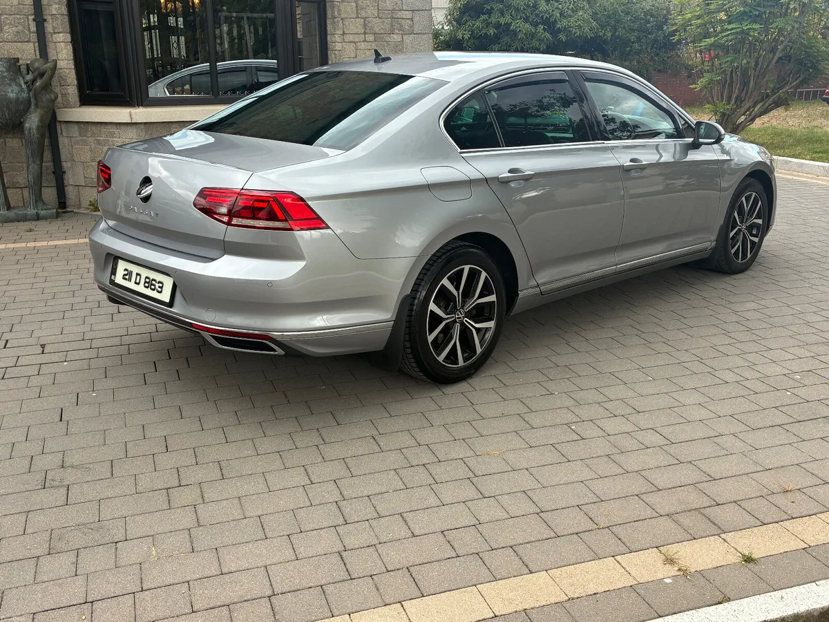 2021 Volkswagen Passat highline business edition - Image 5