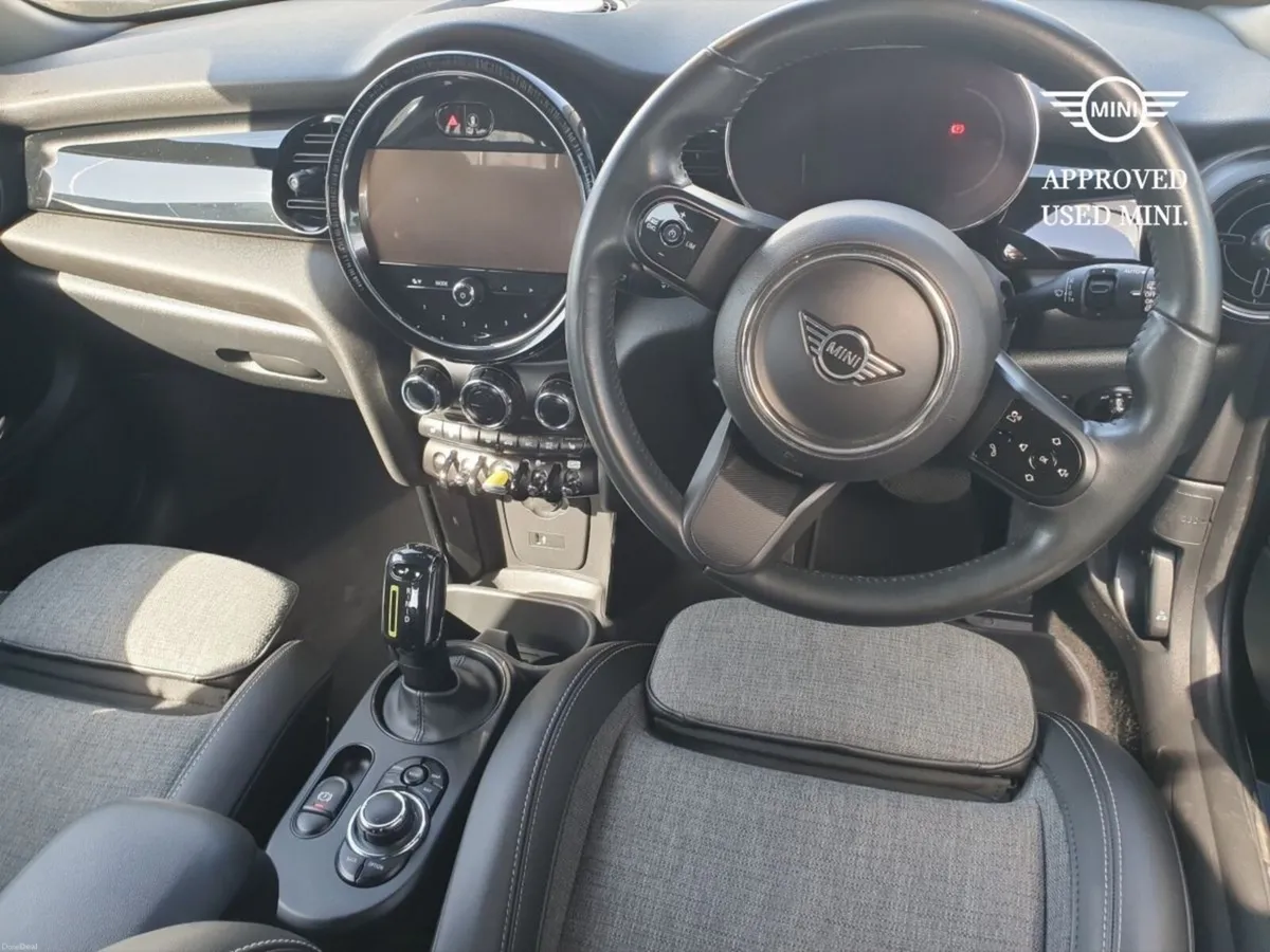 Mini Cooper Electric Level 2 - Image 4