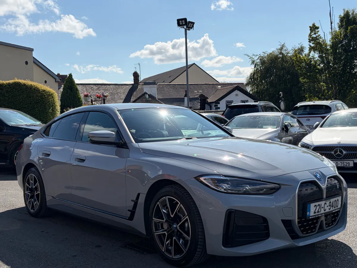 221 BMW i4 M-Sport E-Drive 40 - Image 3