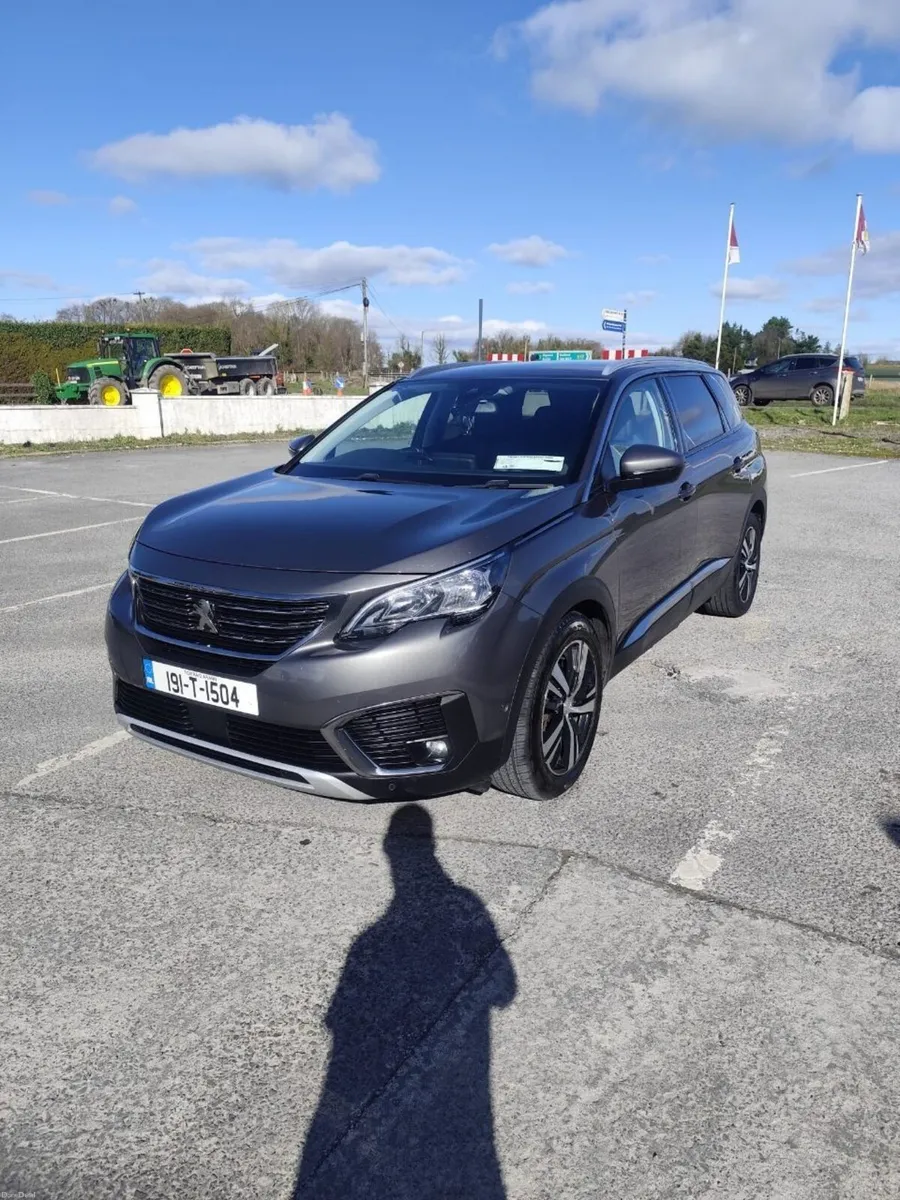 Peugeot 5008 2019 - Image 2