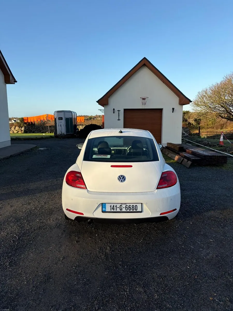 Volkswagen Beetle 2014 - Image 3