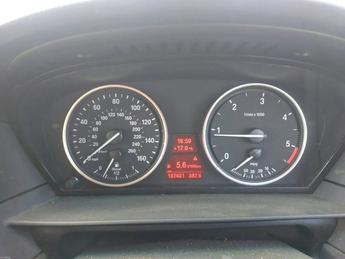 2009 BMW 520D - Image 2