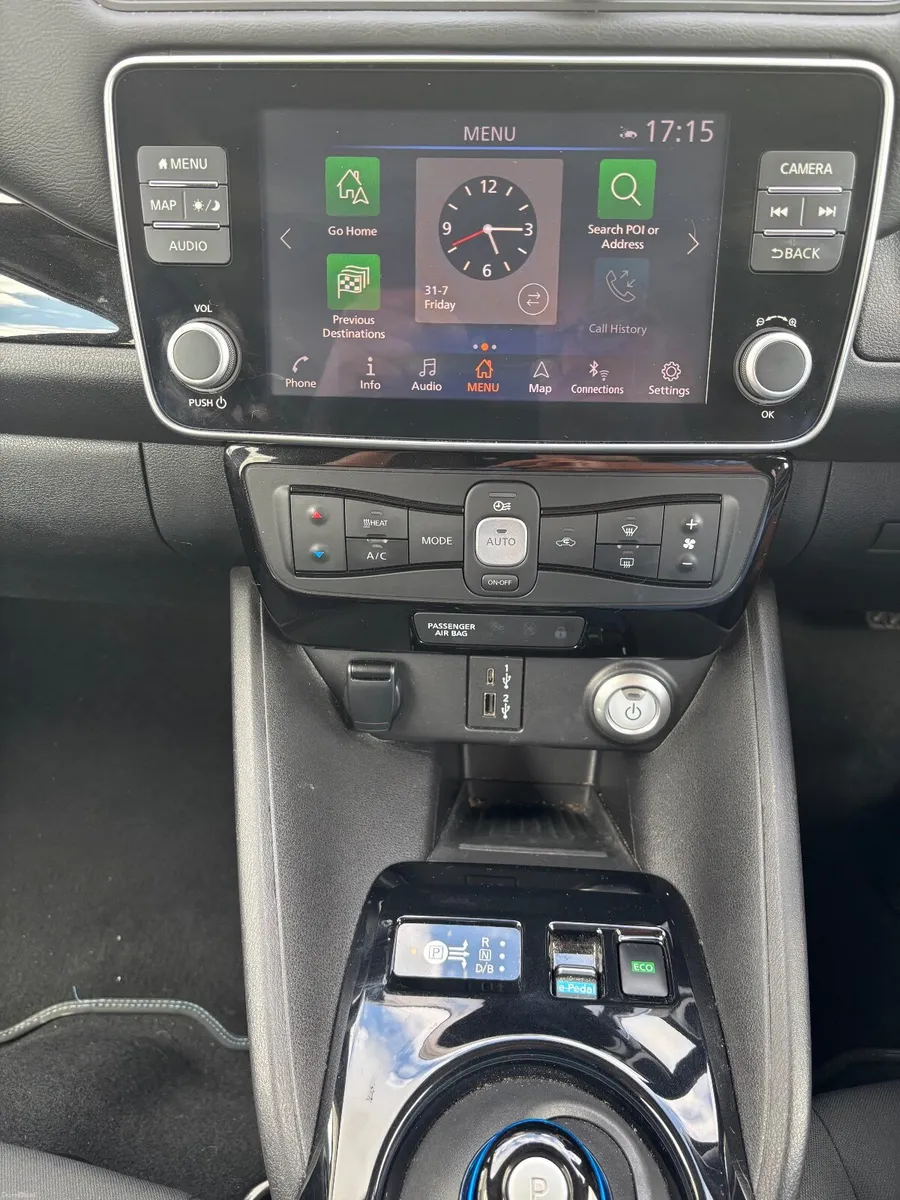 Nissan Leaf SV Premium 40kw 2021 -Low kms - Image 5