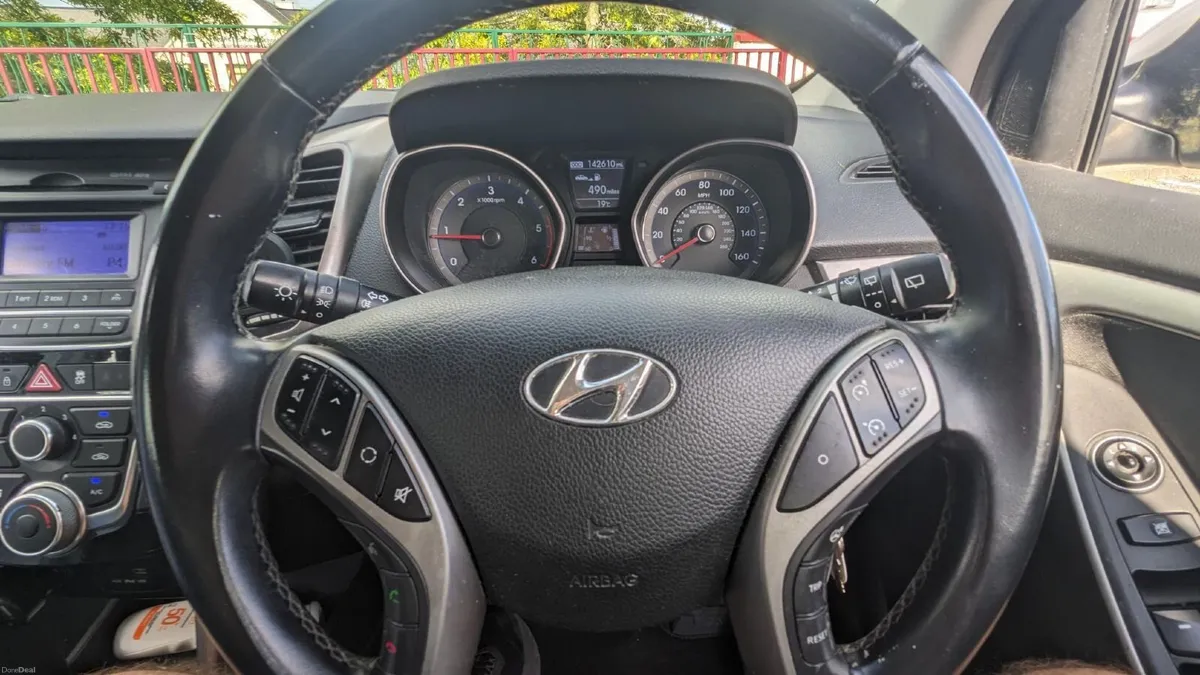 Hyundai i30 1.6 Diesel Deluxe 152 - Image 6