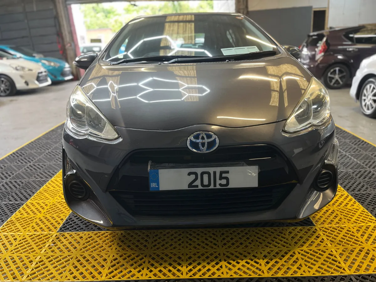 Toyota Aqua 2015 - Image 3