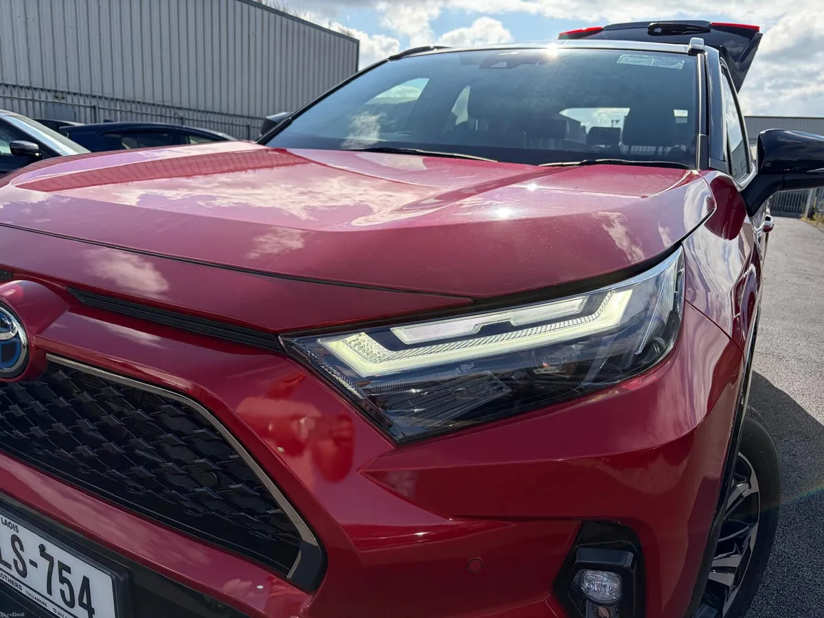 2022 Toyota RAV4 PLUG IN HYBRID AUTOMATIC LEATHER - Image 4