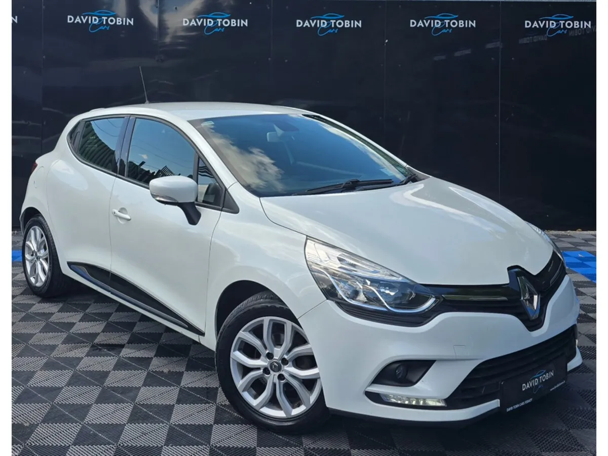 Renault Clio IV DYNAMIQUE NAV TCE - Image 1