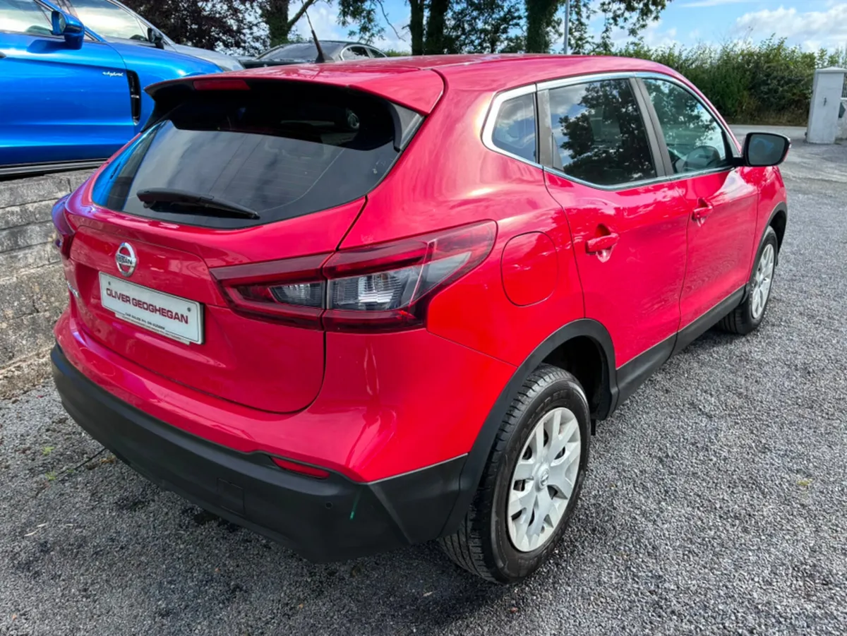 Nissan Qashqai 1.5 DCI VISIA 115 BHP - Image 2