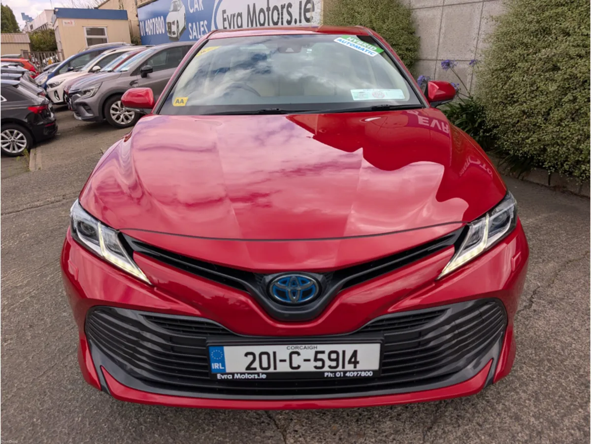 Toyota Camry SOL AUTOMATIC HYBRID 2.5 PETROL//FULL - Image 2