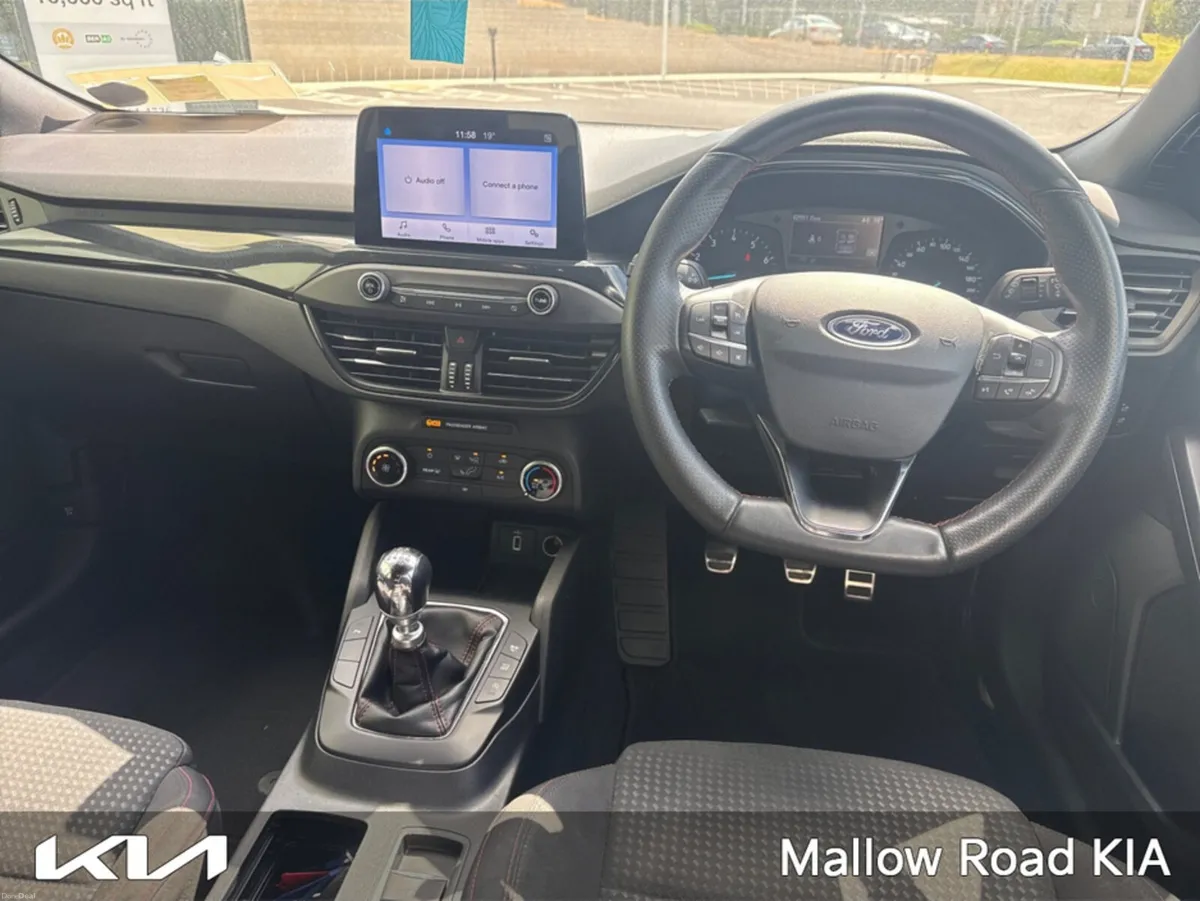 Ford Focus ST-LINE 5DR 1.0T 125 S6.2 M6 FW - Image 5