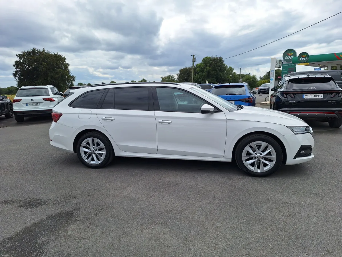Skoda Octavia Estate 2.0 Tdi *High Spec/New Model - Image 2