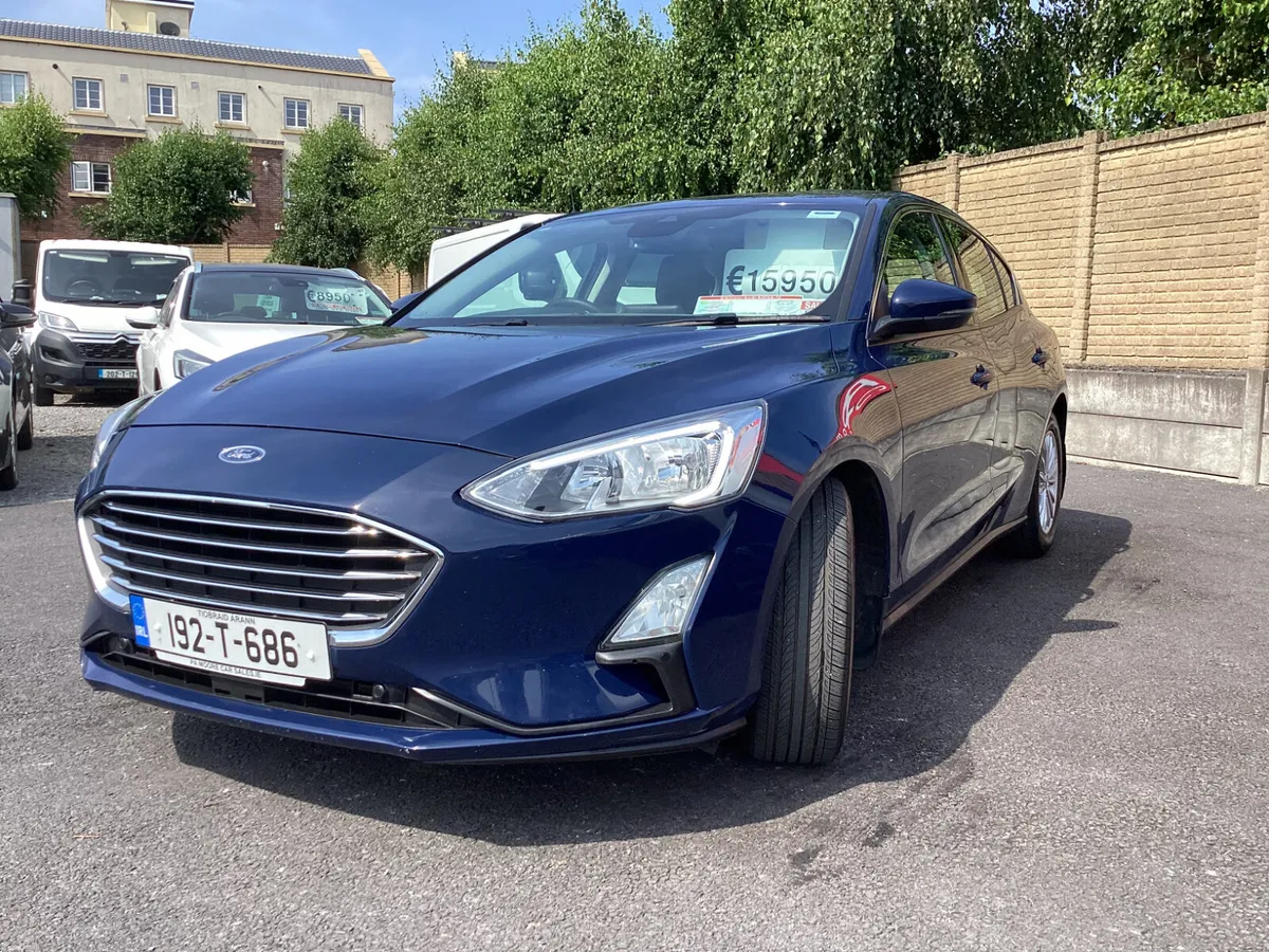 Ford Focus ** €69 p/w * ONLY 100KMS - Image 5