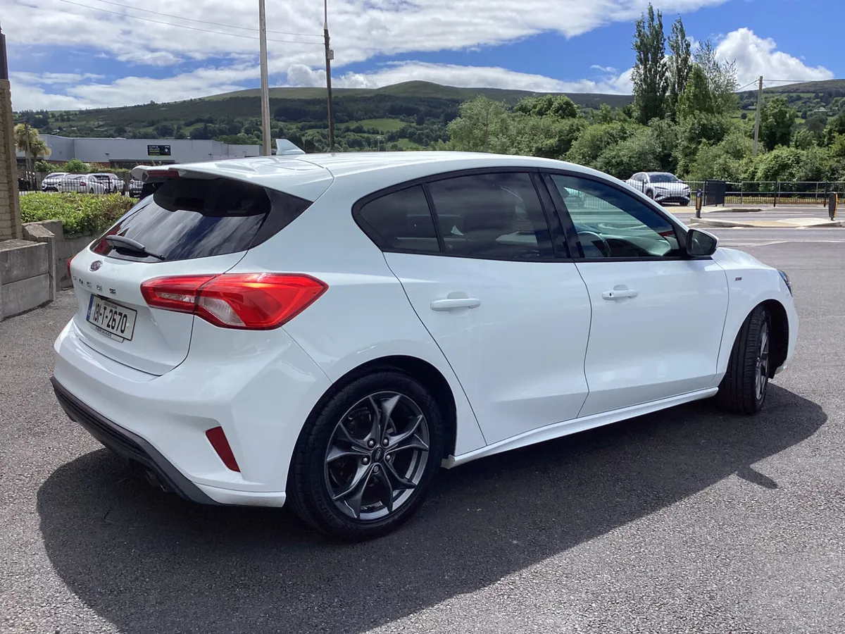 Ford Focus ST Line ** €73 p/w * F.S.H - Image 4