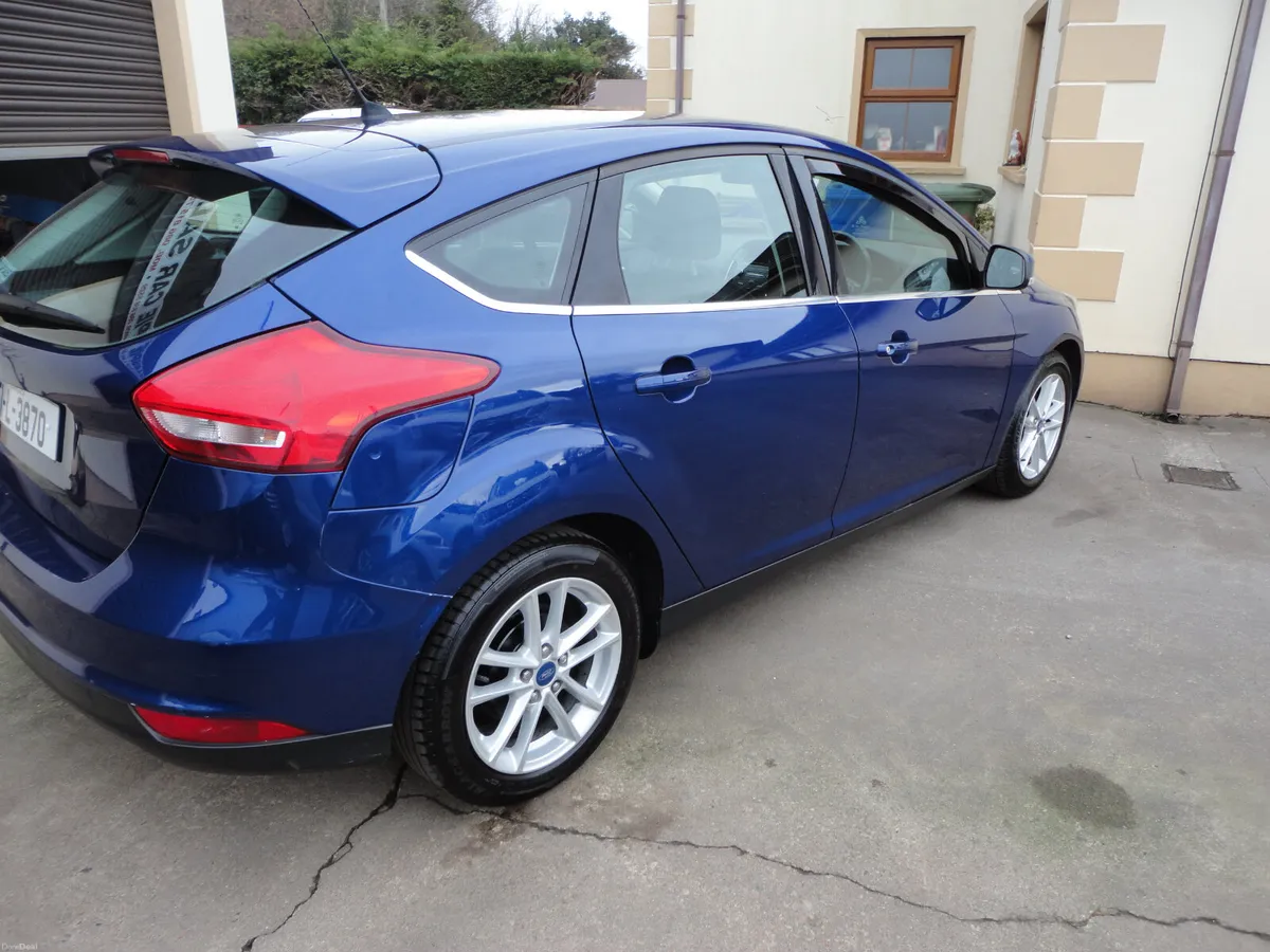 Ford Focus 2015 - Image 5