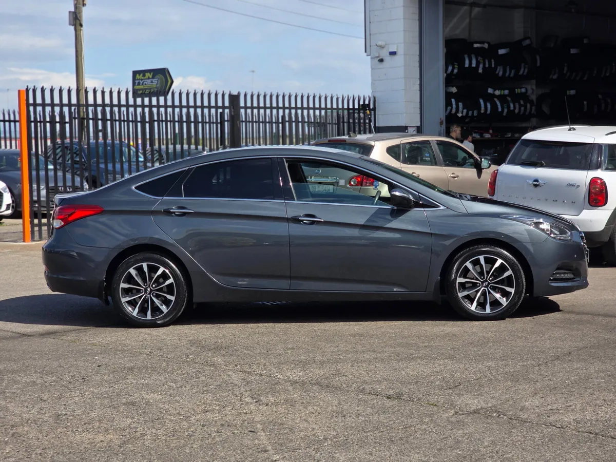 Hyundai i40 EXECUTIVE 1.7L Diesel - Image 6