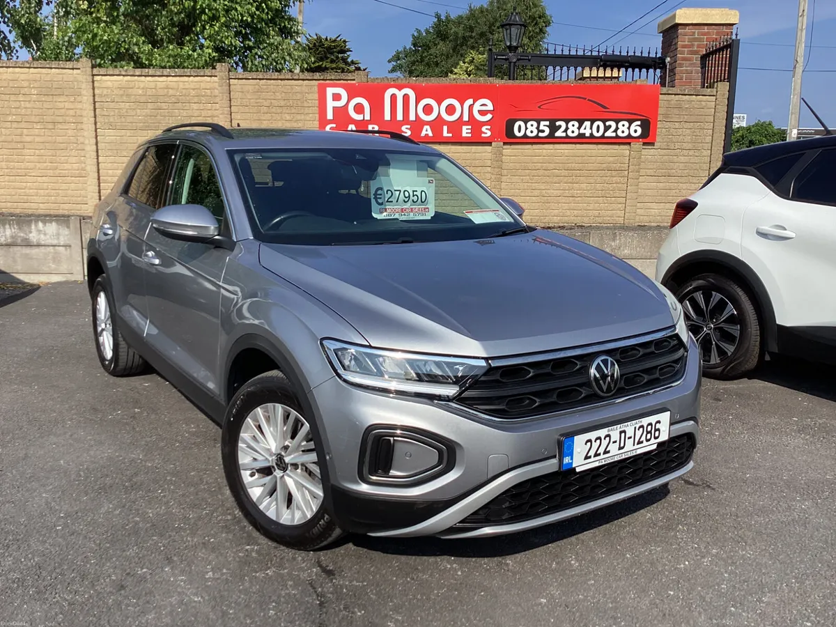 Volkswagen T-Roc ** €121 p/w * ONLY 88KMS - Image 2