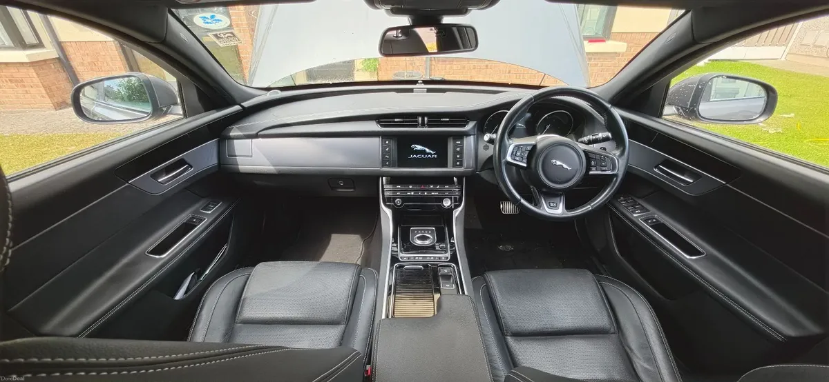 Jaguar XF 2017 180bhp - Image 6