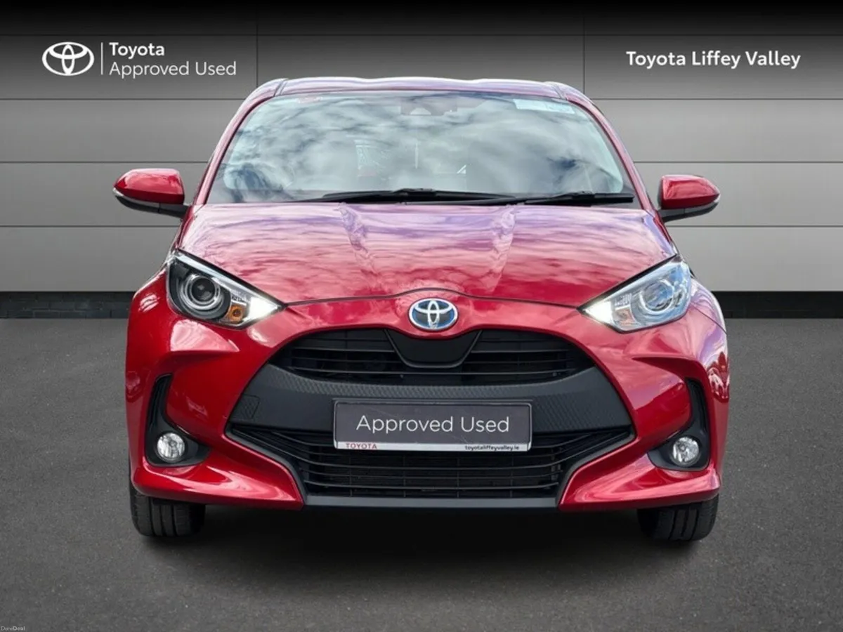 Toyota Yaris YARIS HYBRID LUNA - Image 5